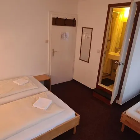 Hotel Lamm 2*